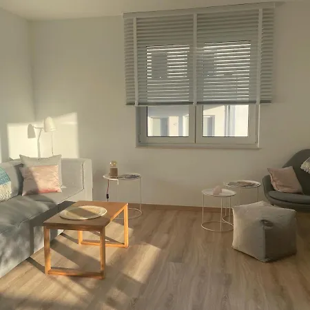 Elena 150 M Bis Zum * Altefähr