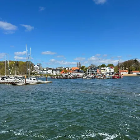 Apartament Elena 150 M Bis Zum Altefähr