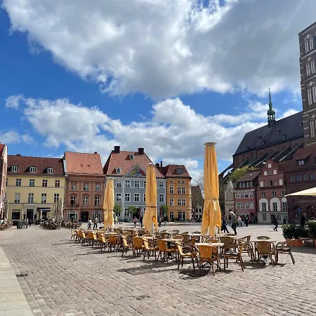 Elena 150 M Bis Zum Altefähr