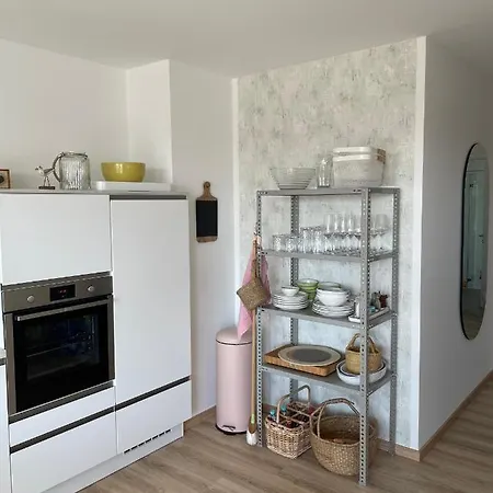 Elena 150 M Bis Zum Altefähr