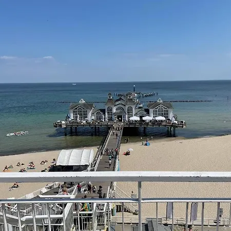 Apartment Elena 150 M Bis Zum